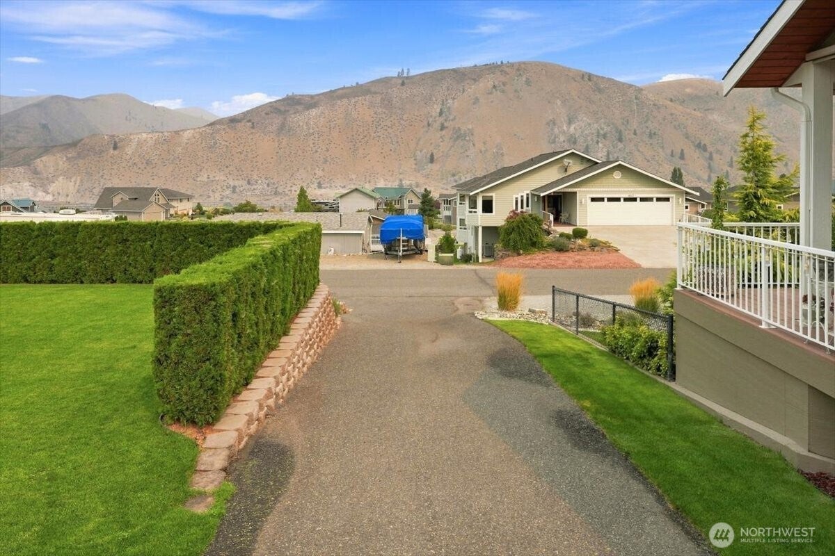 470 W Entiat Drive