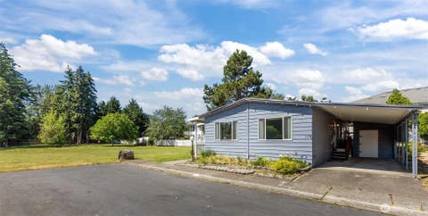 Photo of 11436 SE 208th Street #116, Kent, WA 98031 (MLS # 2547059)