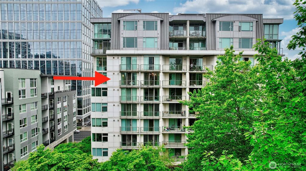 Photo of 1100 106th Avenue NE #704, Bellevue, WA 98004 (MLS # 2501383)