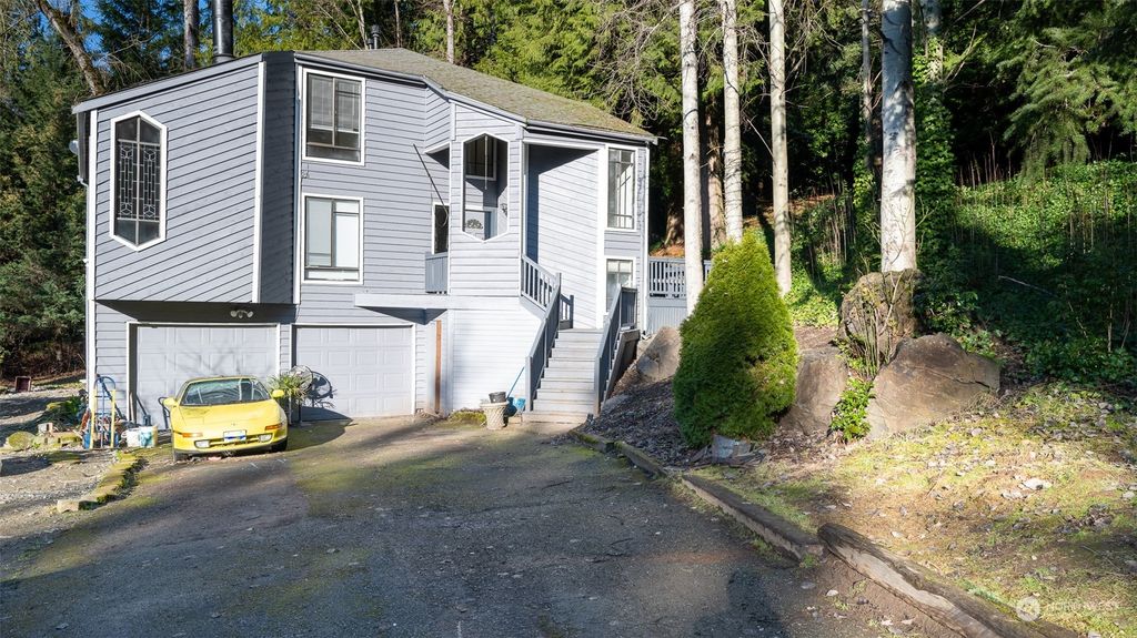 Photo of 14707 149th Avenue NE, Woodinville, WA 98072 (MLS # 2323978)