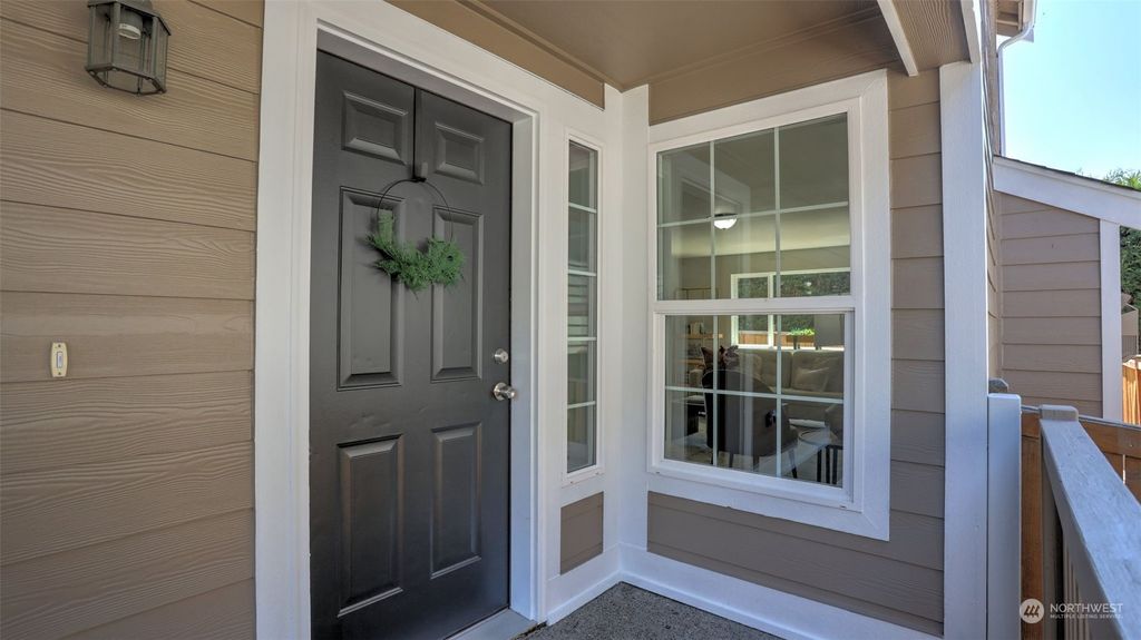 Photo of 11431 SE 194th Street, Kent, WA 98031 (MLS # 2146722)