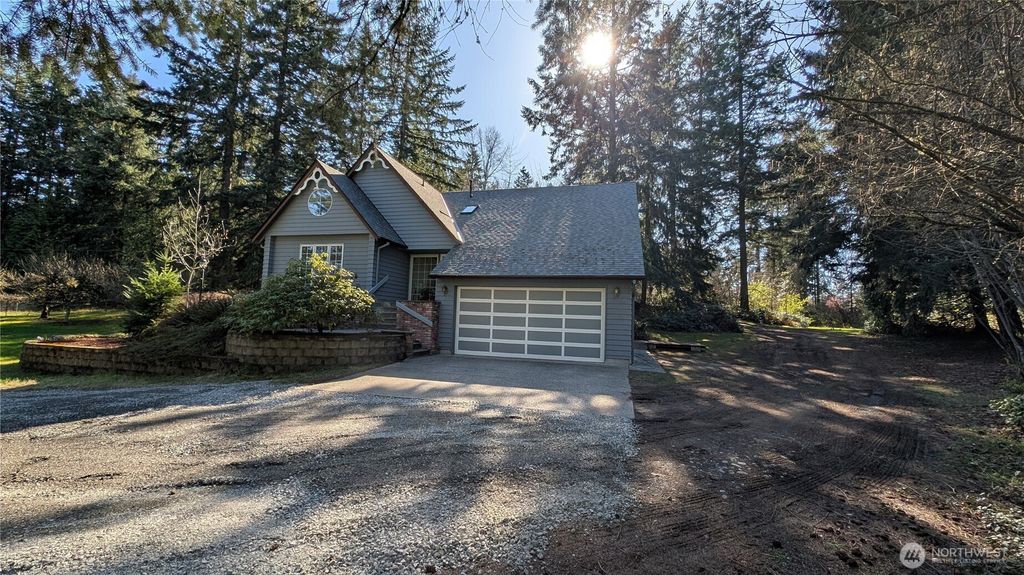 Photo of 16827 41st Street E, Lake Tapps, WA 98391 (MLS # 2500728)