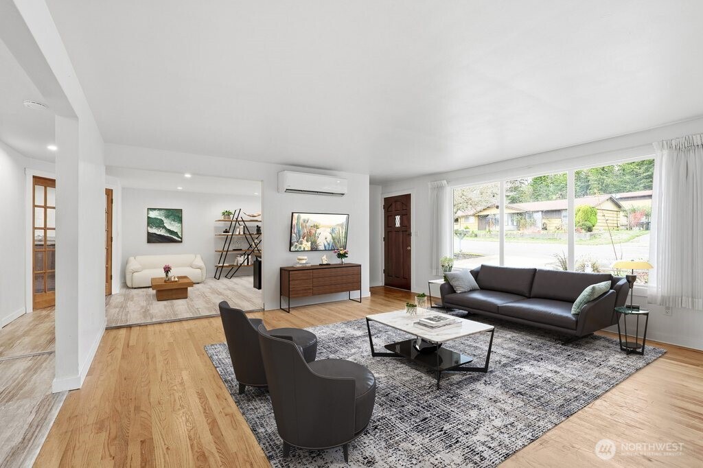 2821 NE Wyoming Street