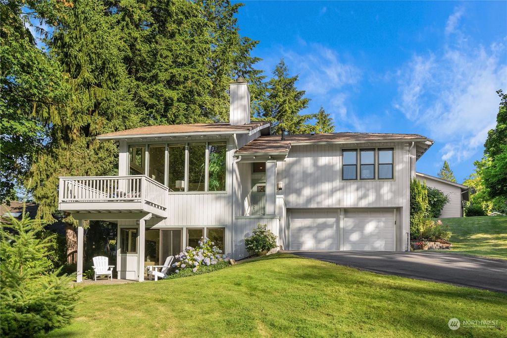 Photo of 5922 158th Way NE, Redmond, WA 98052 (MLS # 2263288)