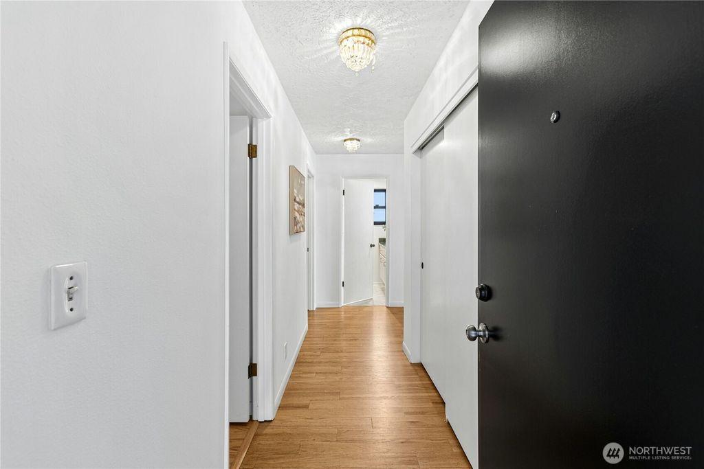 Photo of 1140 Alki Avenue SW #505, Seattle, WA 98116 (MLS # 2487978)