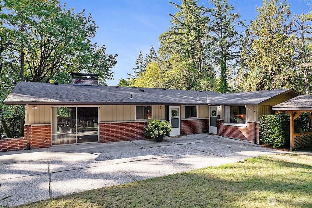 Photo of 6421 144th Street NW, Gig Harbor, WA 98332 (MLS # 2564855)