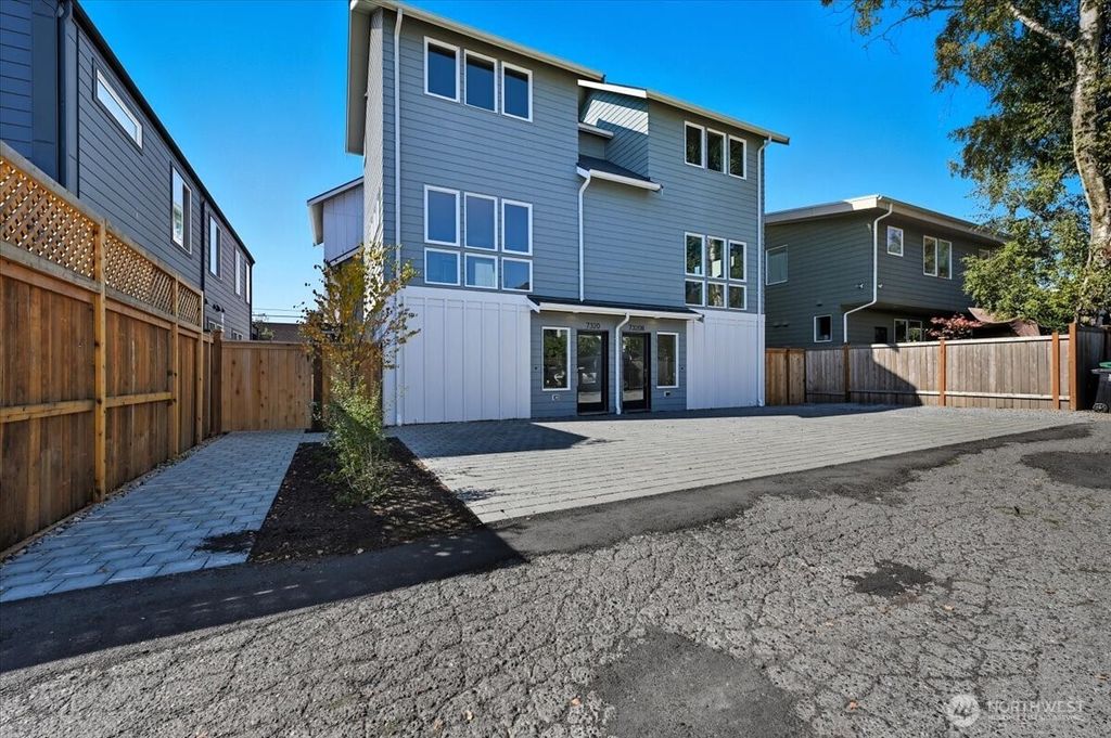 Photo of 7320 11th Avenue NE #B, Seattle, WA 98115 (MLS # 2482691)