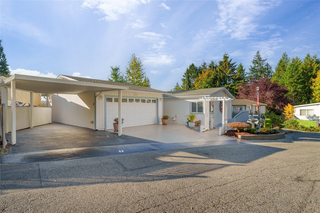 Photo of 12619 NE 192nd Place, Bothell, WA 98011 (MLS # 2597455)