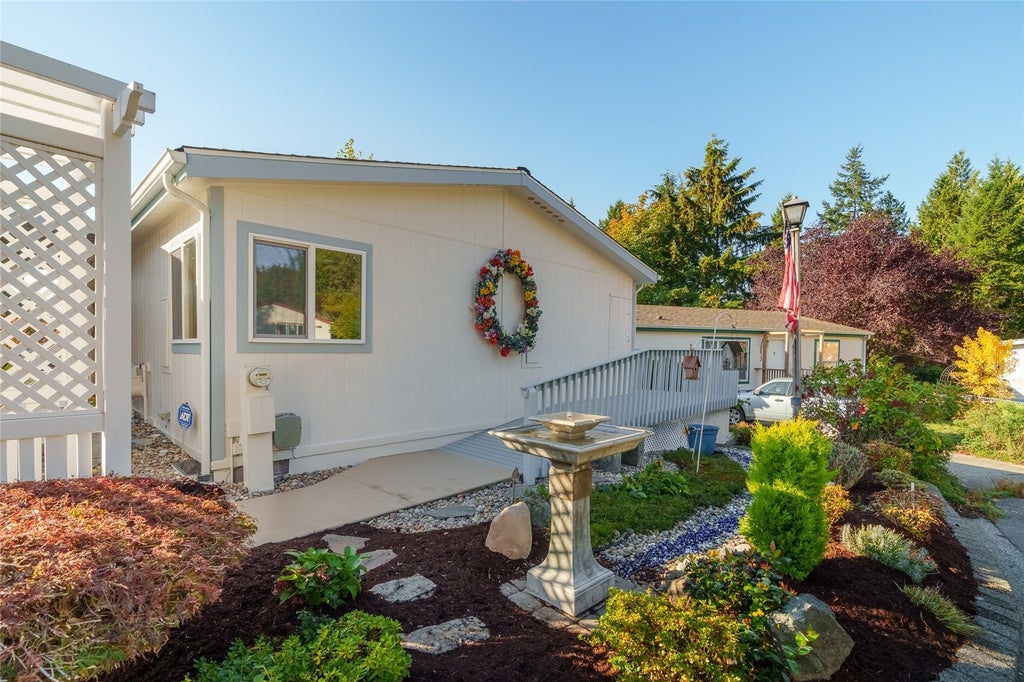 Photo of 12619 NE 192nd Place, Bothell, WA 98011 (MLS # 2597455)