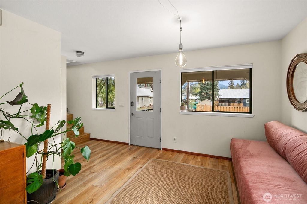 Photo of 127 Mill Street, Leavenworth, WA 98826 (MLS # 2507239)