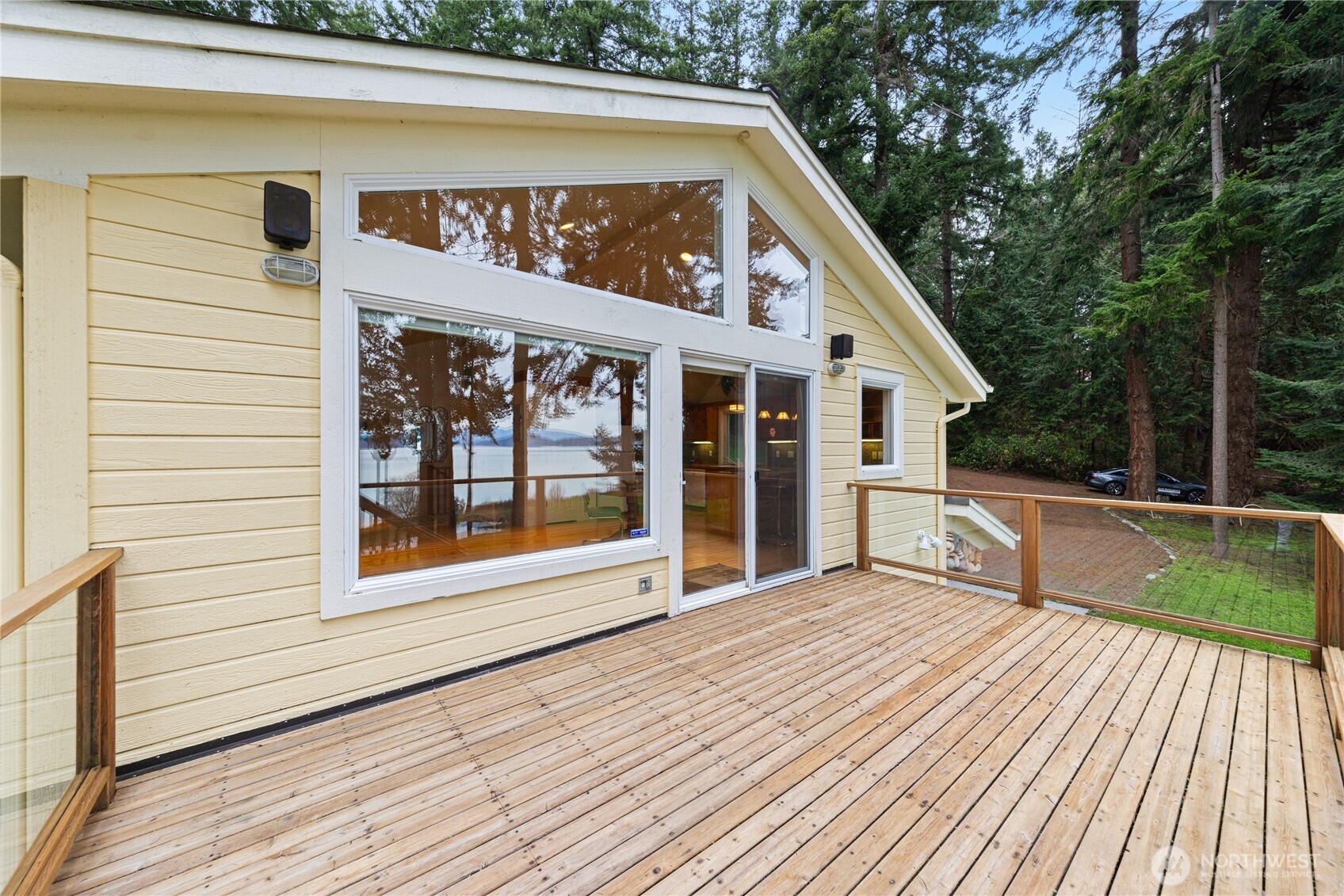 Oak Harbor, Washington, 98277, United States, 3 Bedrooms Bedrooms, ,2 BathroomsBathrooms,Residential,Active,2017073