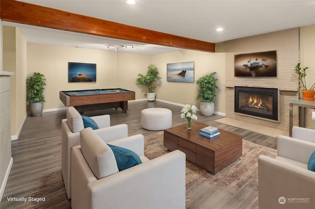 Photo of 16657 SE 8th Street, Bellevue, WA 98008 (MLS # 2297010)