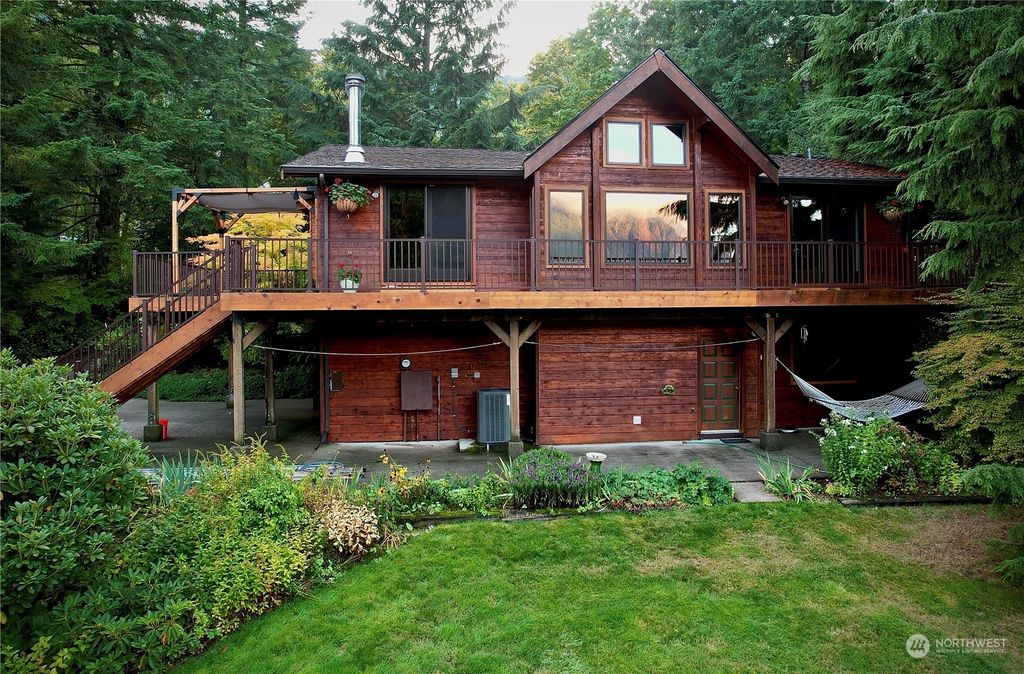 Photo of 13528 409th Avenue SE, North Bend, WA 98045 (MLS # 2168398)