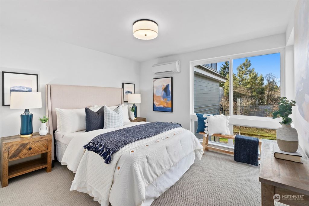 Photo of 4026 5th Avenue NE #B, Seattle, WA 98105 (MLS # 2210589)