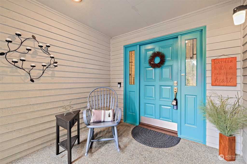 Photo of 1411 228th Court NE, Sammamish, WA 98074 (MLS # 2179584)