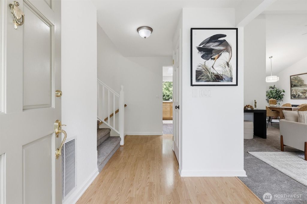 Photo of 12434 NE 134th Place, Kirkland, WA 98034 (MLS # 2506817)