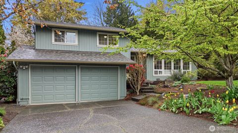 Photo of 12434 NE 134th Place, Kirkland, WA 98034 (MLS # 2506817)