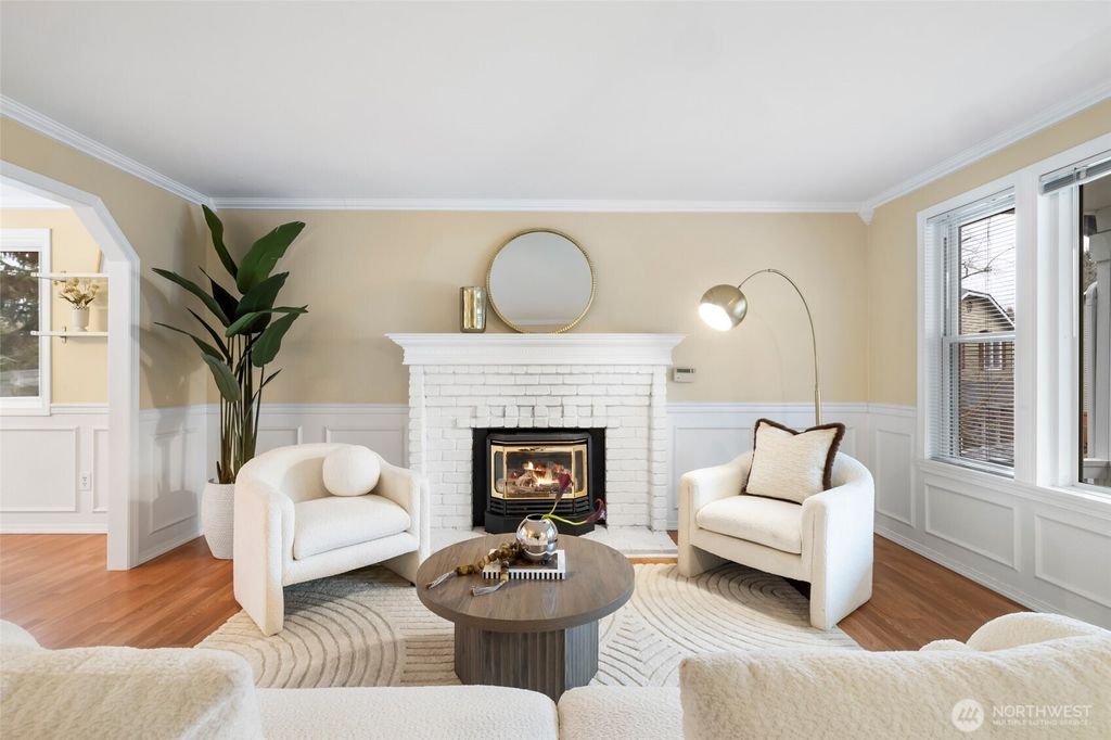 Photo of 23328 19th Drive SE, Bothell, WA 98021 (MLS # 2461558)