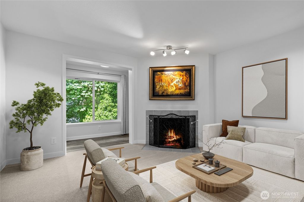 Photo of 975 Aberdeen Avenue NE #G203, Renton, WA 98056 (MLS # 2386313)