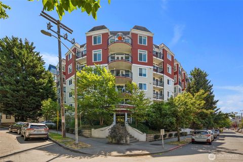 Photo of 232 Belmont Avenue E #202, Seattle, WA 98102 (MLS # 2467934)