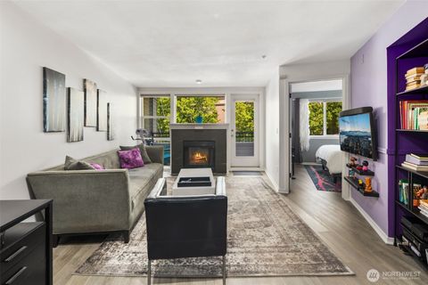 Photo of 232 Belmont Avenue E #202, Seattle, WA 98102 (MLS # 2467934)