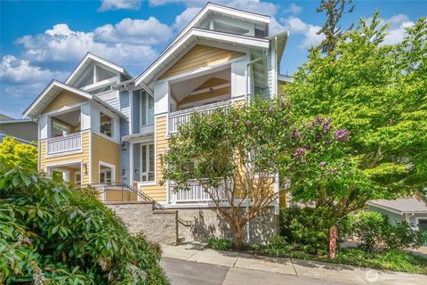 156 Hall Brothers Lp 102 Bainbridge Island WA 98110