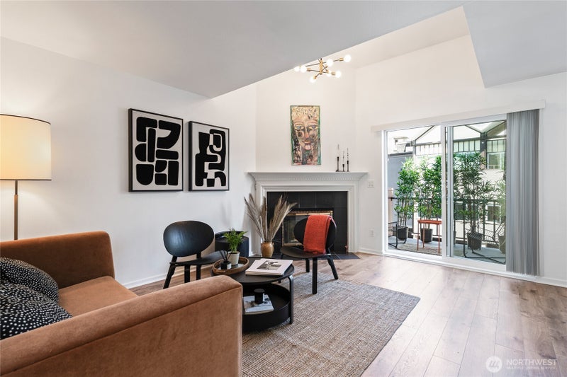 1926 Fairview Avenue E 307
