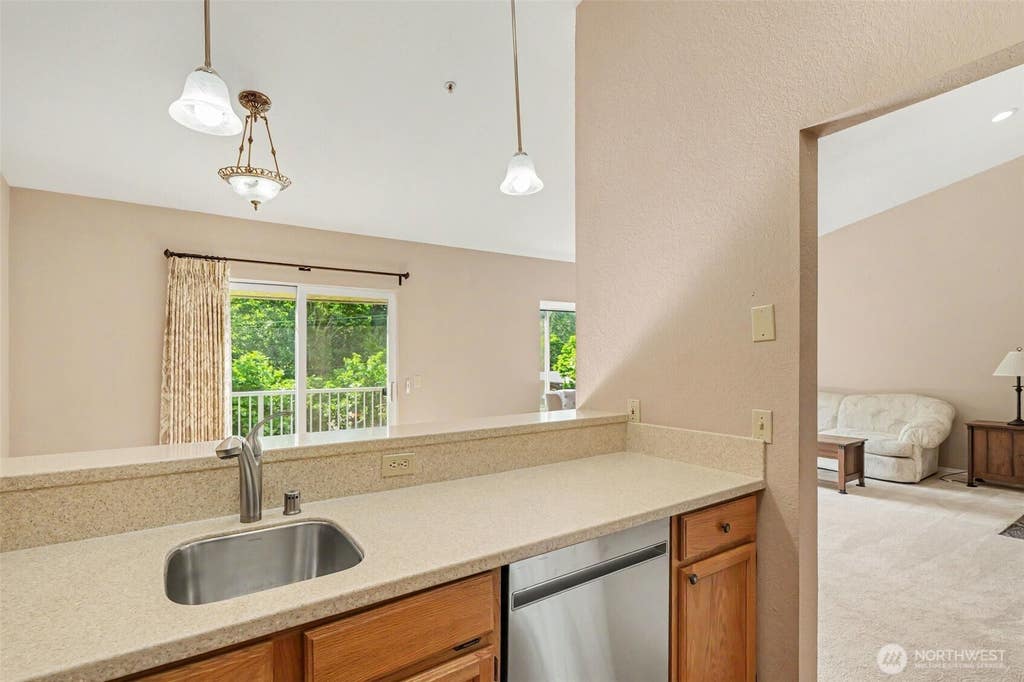 Photo of 202 Mountain Park Boulevard #B303, Issaquah, WA 98027 (MLS # 2547235)