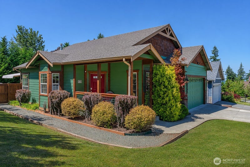 2505 Elmont Court