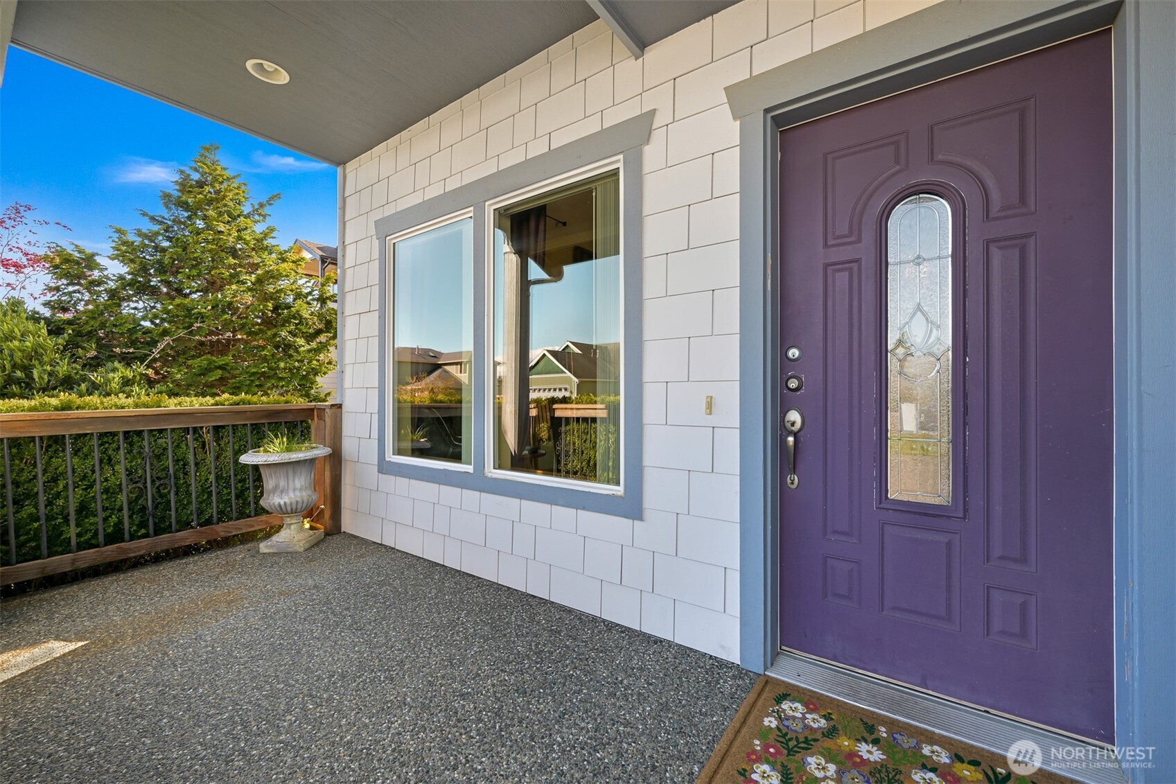 2624 Glenmore Street