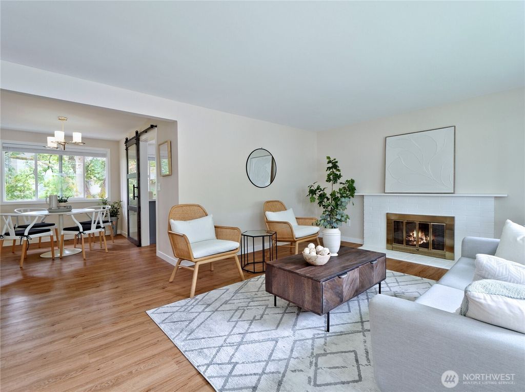 Photo of 12935 SE 23 Street, Bellevue, WA 98005 (MLS # 2423826)