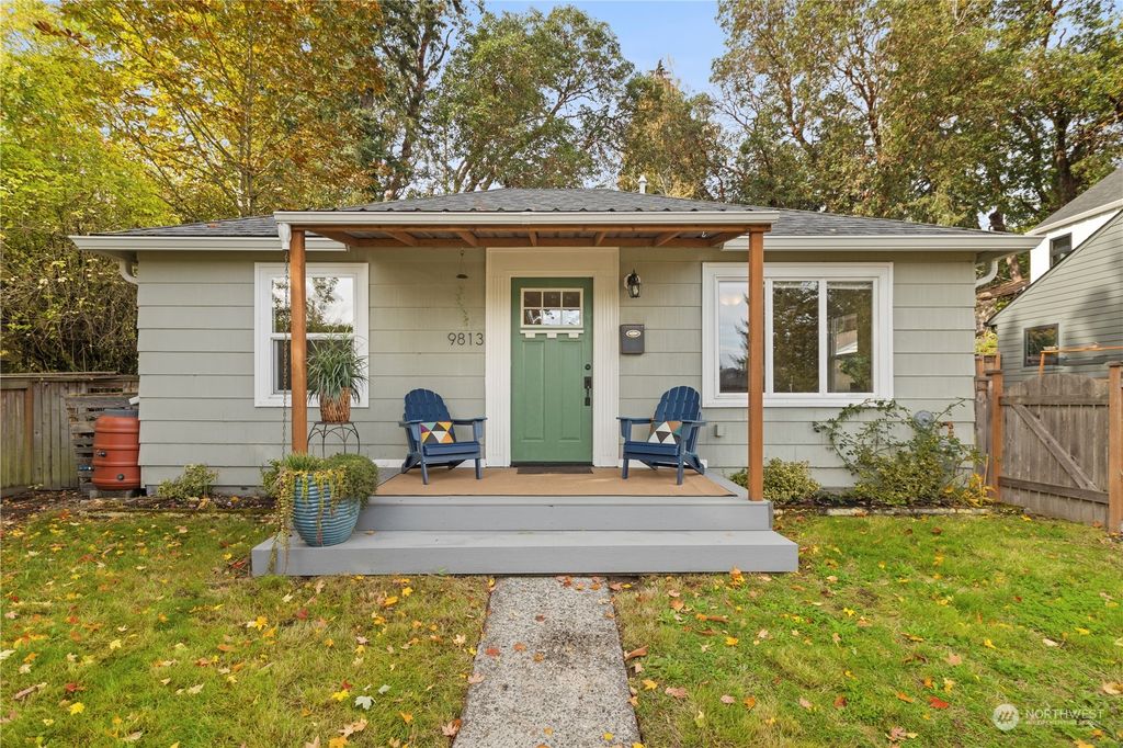 Photo of 9813 31st Avenue SW, Seattle, WA 98126 (MLS # 2326564)