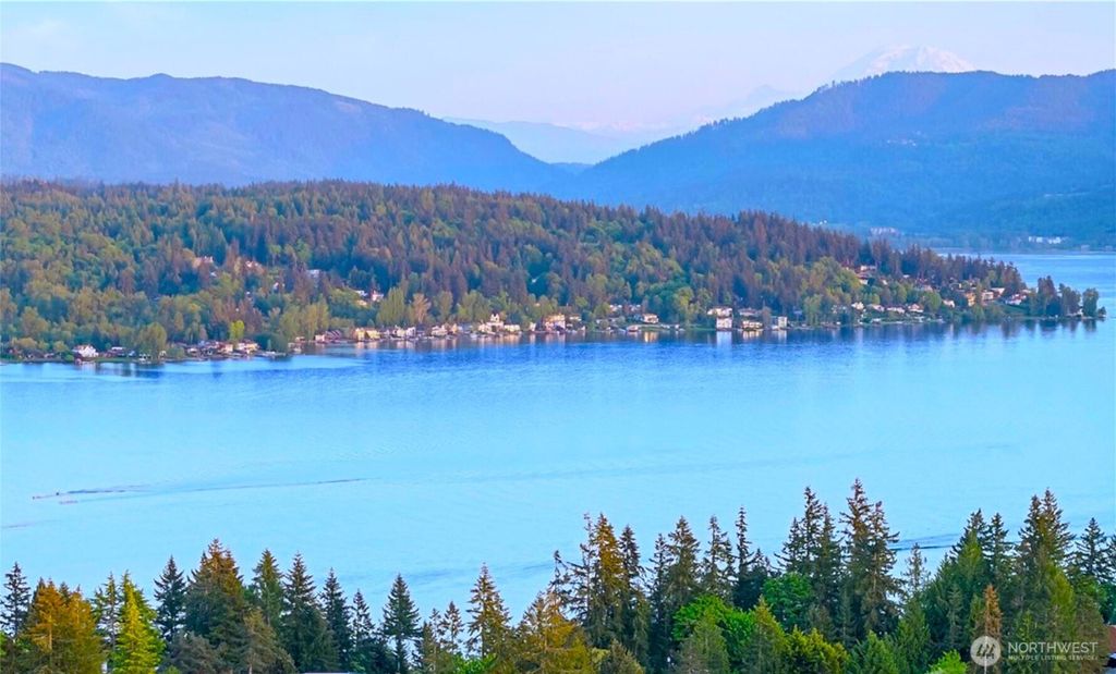 Photo of 110 174th Place, Bellevue, WA 98008 (MLS # 2471519)