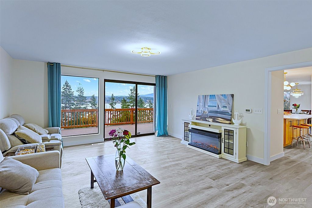 Photo of 110 174th Place, Bellevue, WA 98008 (MLS # 2471519)