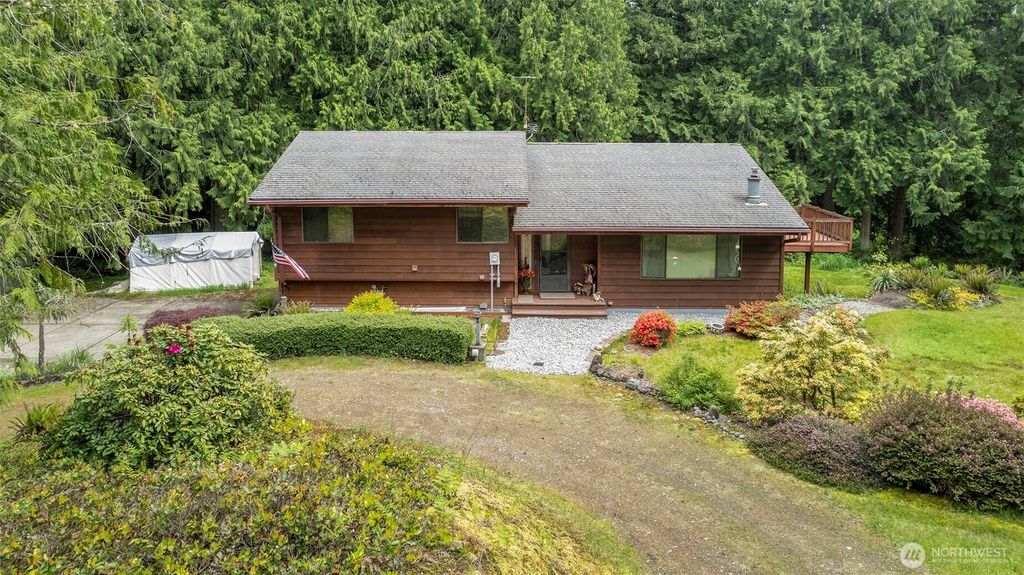 Photo of 27435 NE 22nd Street, Redmond, WA 98053 (MLS # 2395398)