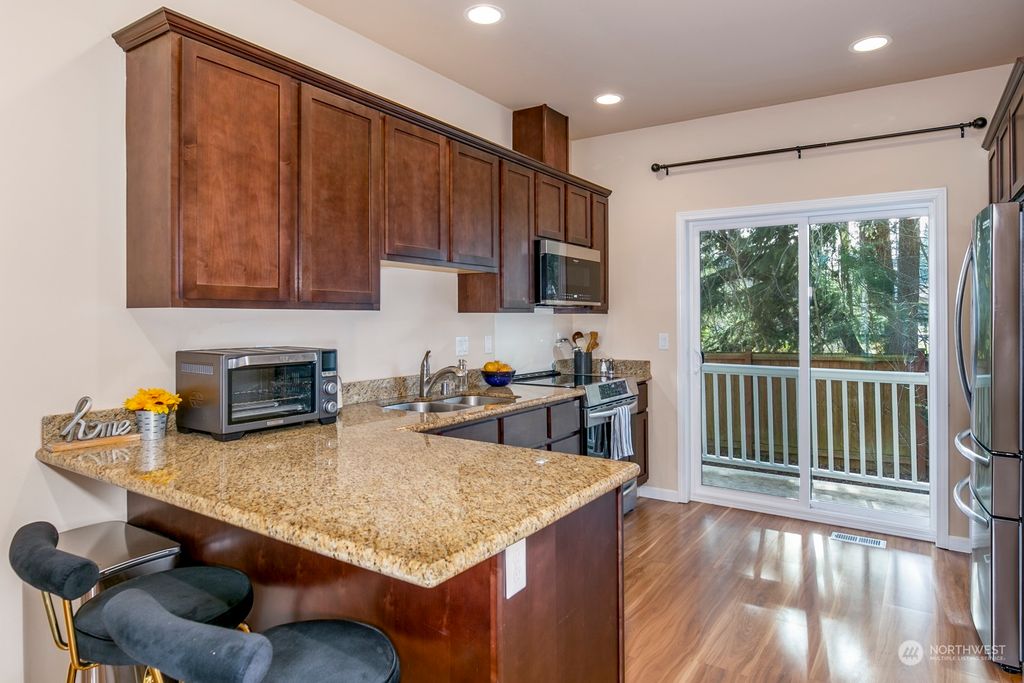 Photo of 4804 215th Lane SW #38, Mountlake Terrace, WA 98043 (MLS # 2321794)