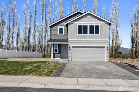 Photo of 518 Chinook Winds Lane, Tieton, WA 98947 (MLS # 2525675)