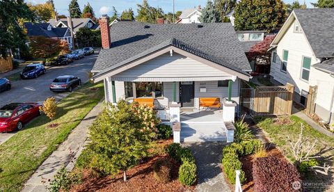 Photo of 2217 N 8th Street Dr, Tacoma, WA 98403 (MLS # 2441741)