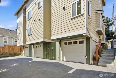 Photo of 12316 33rd Avenue NE #C, Seattle, WA 98125 (MLS # 2583874)