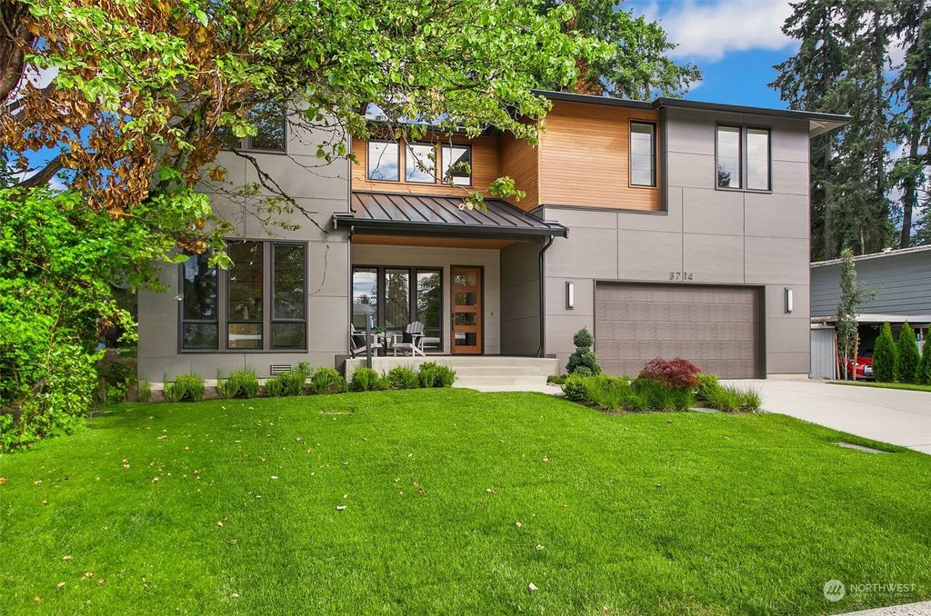 Photo of 3714 136th Place SE, Bellevue, WA 98006 (MLS # 2136981)