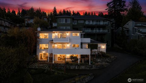 Photo of 225 S State Street #A, Bellingham, WA 98225 (MLS # 2508724)