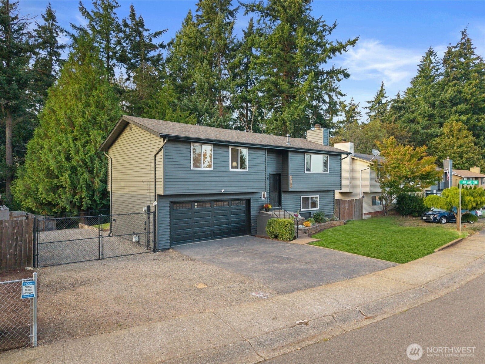 4002 SW 333RD Street