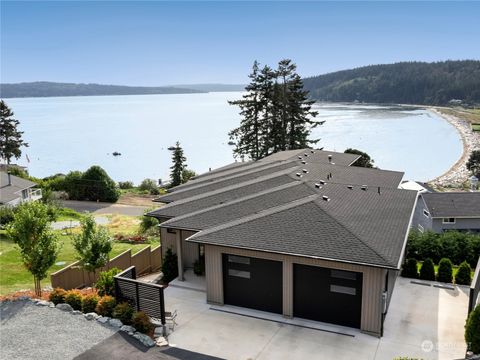 A home in Camano Island