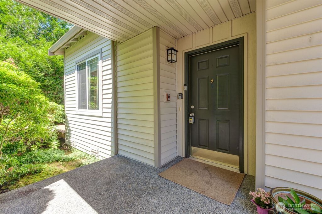 Photo of 4439 248th Lane SE #4439, Sammamish, WA 98029 (MLS # 2500620)