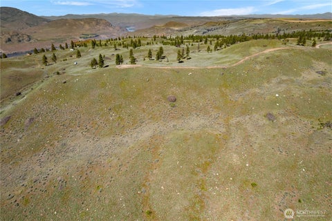 Photo of 3 Columbia River Bluffs Road, Chelan Falls, WA 98858 (MLS # 2583002)