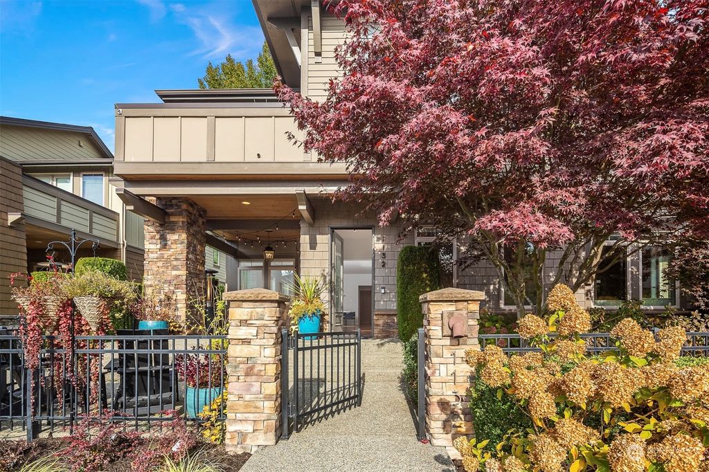 Photo of 1132 N 42nd Place, Renton, WA 98056 (MLS # 2177300)