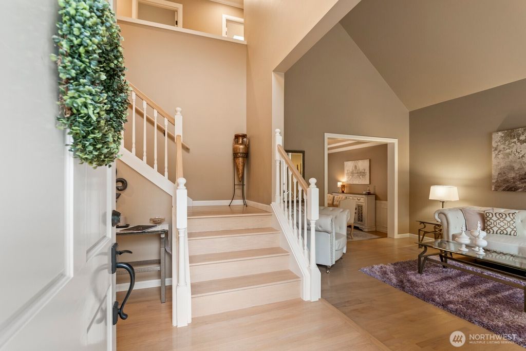 Photo of 16037 SE 127th Place, Renton, WA 98059 (MLS # 2355994)