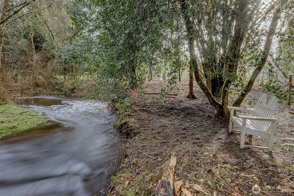 Photo of 14707 Bear Creek Lane NE, Woodinville, WA 98077 (MLS # 2343788)