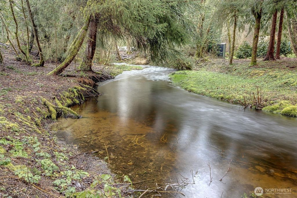 Photo of 14707 Bear Creek Lane NE, Woodinville, WA 98077 (MLS # 2343788)