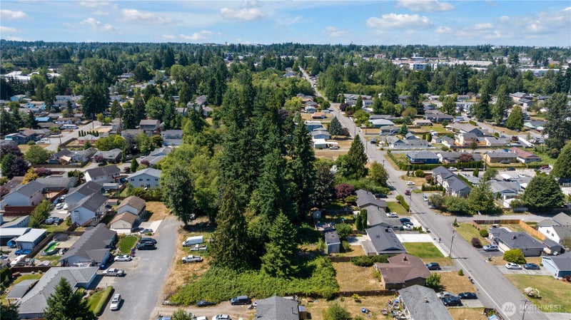 2 106th Street SE
